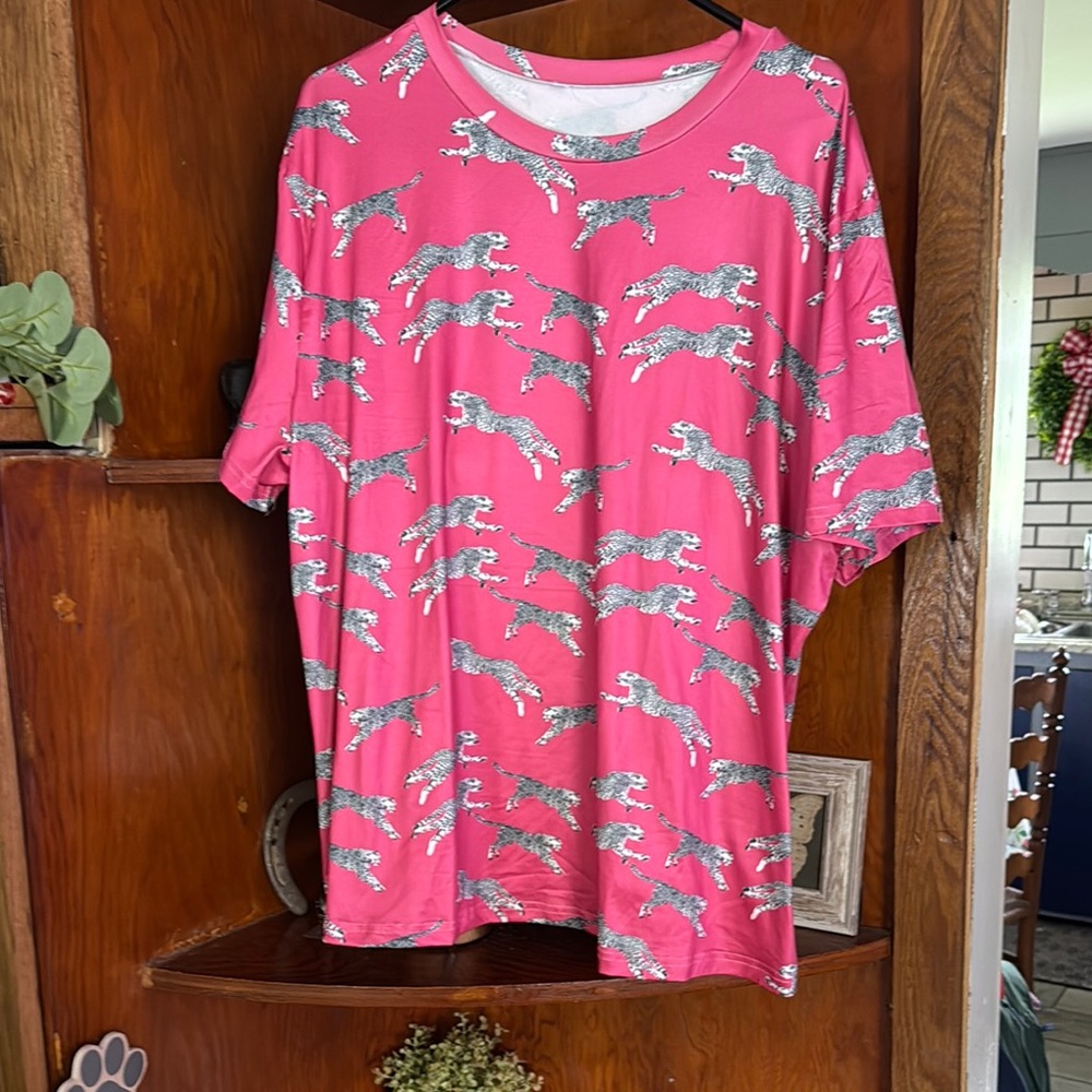 Pink T-Shirt with Leopard Print